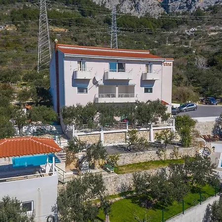 Petra With Private Pool * Makarska