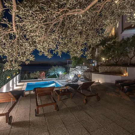 Apartament Petra With Private Pool *