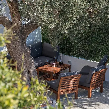 Petra With Private Pool Apartament Makarska