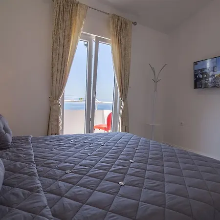 Apartman Petra With Private Pool