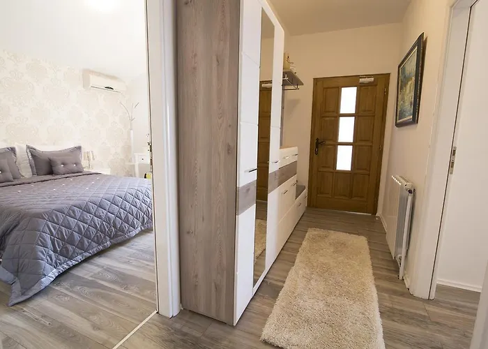 Lejlighed Petra With Private Pool *